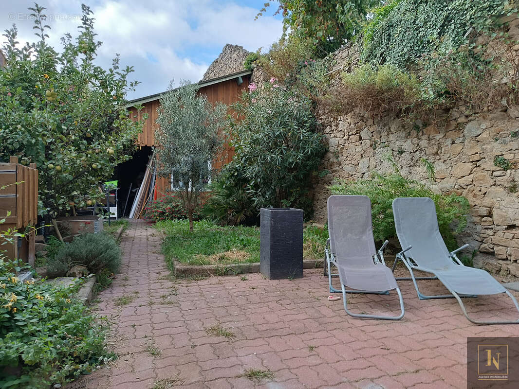 Maison à PAIMBOEUF