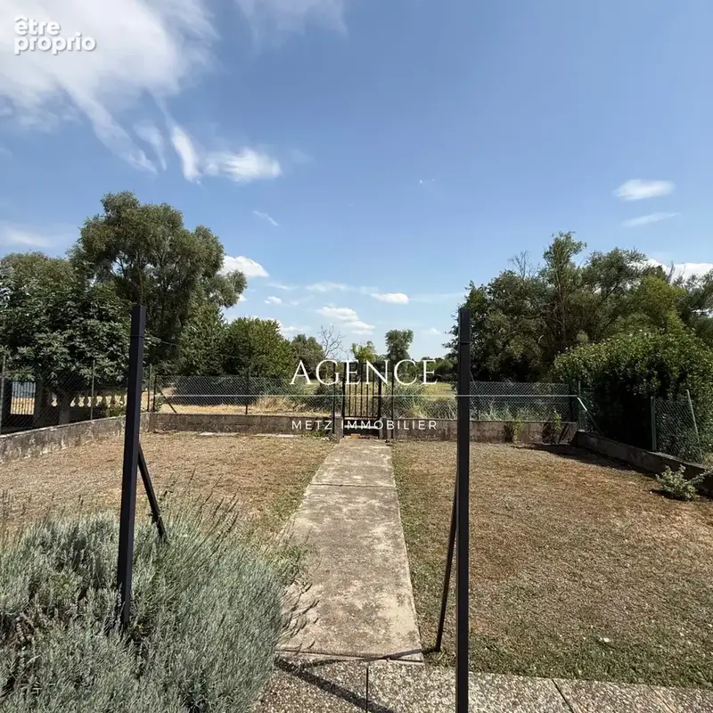 À VENDRE - MAIZIÈRES-LÈS-METZ (57280) Maison F5 de 90 m2 avec vue sur étangs - Terrain de 4 ares 39 - photo 4