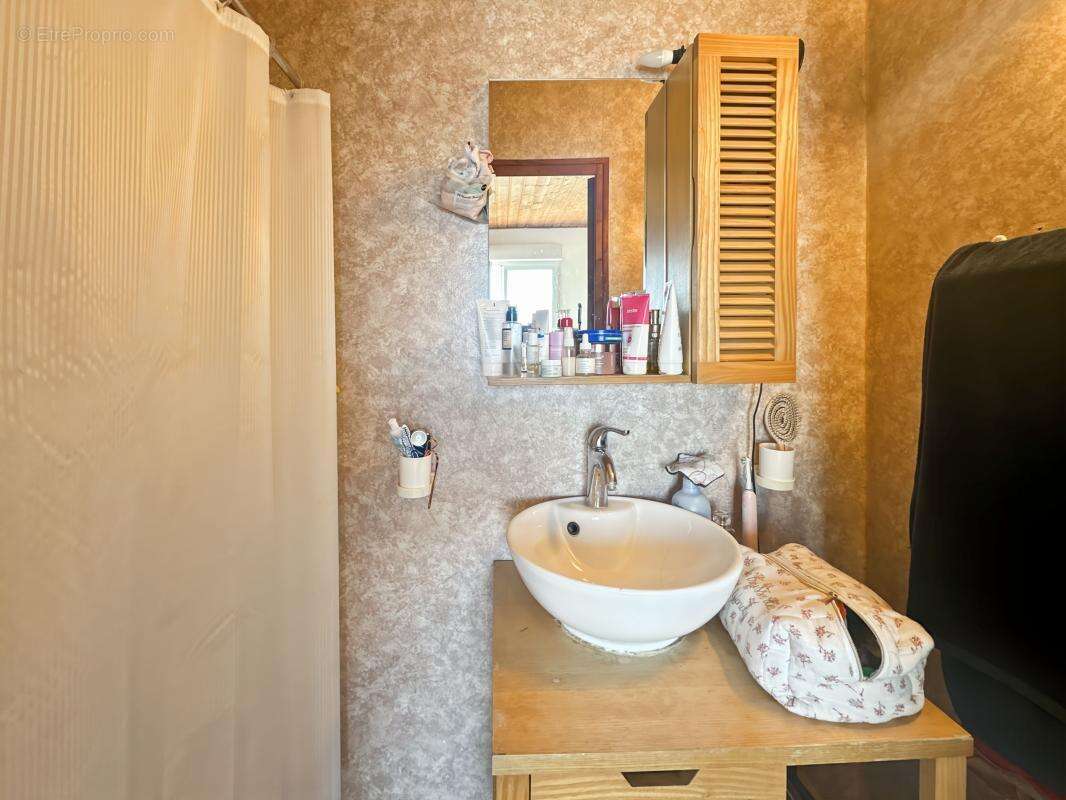 Appartement à SAINT-MARCEL-LES-VALENCE