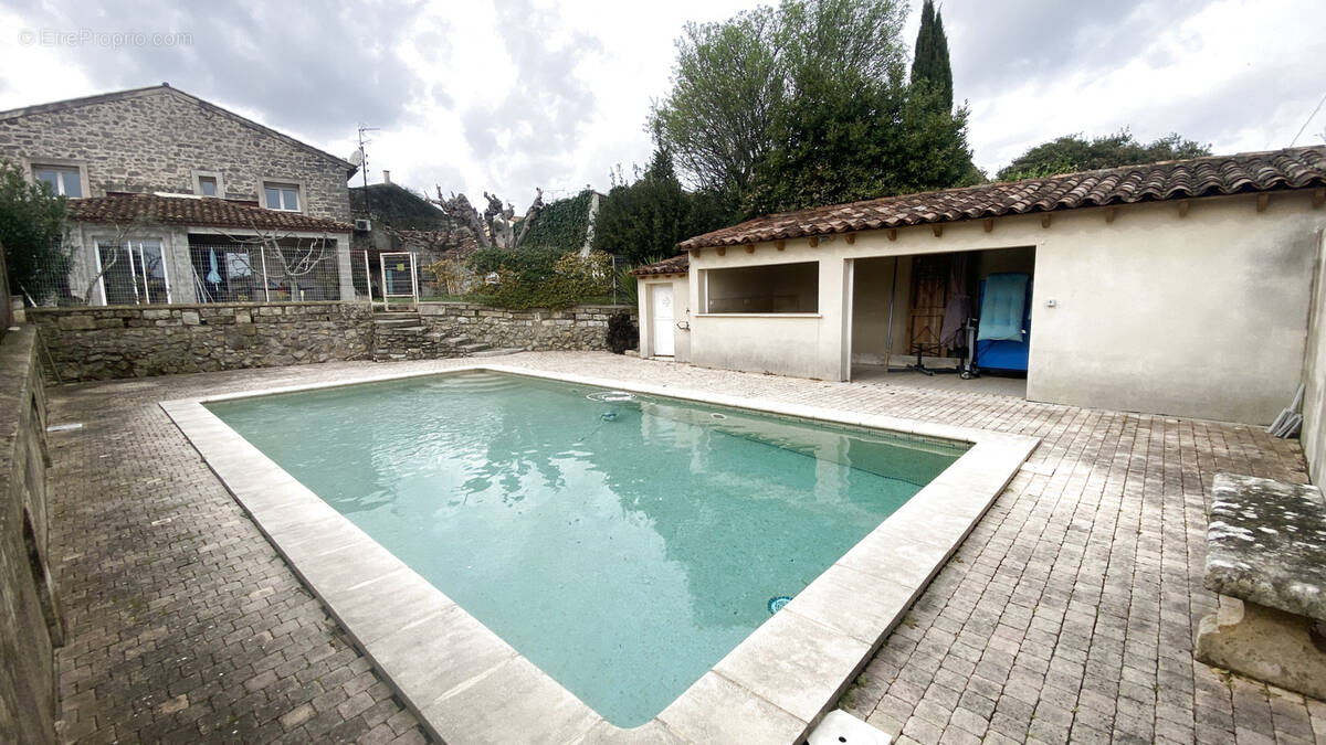 Maison à SAINT-DREZERY