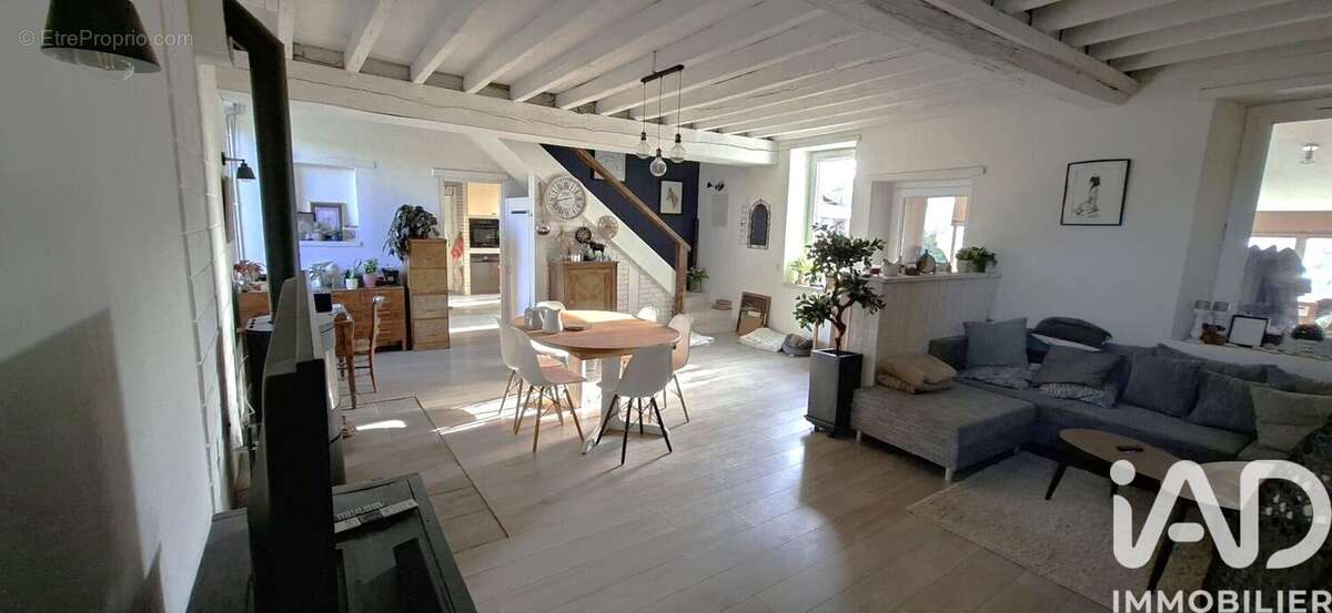 Photo 2 - Maison à SENS