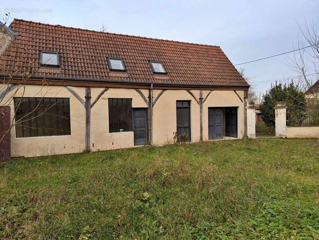 Dépendance atelier et logement - Maison à BAZARNES