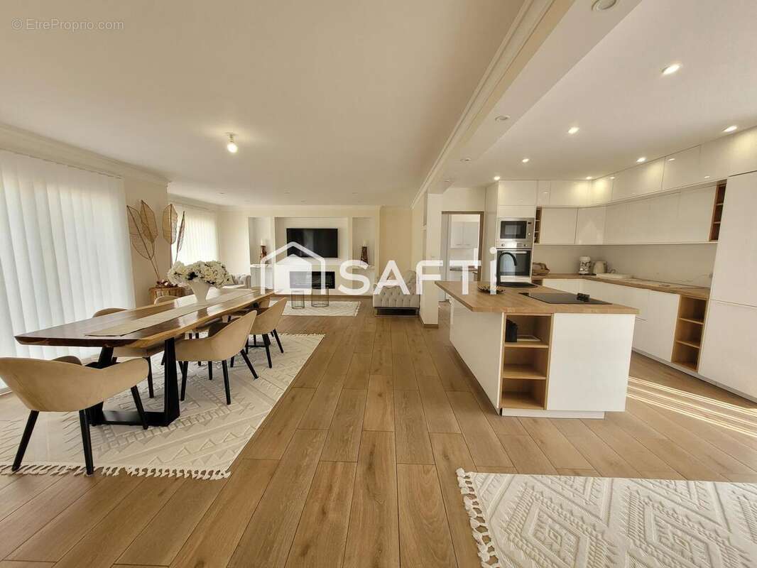 Photo 2 - Maison à DESCARTES