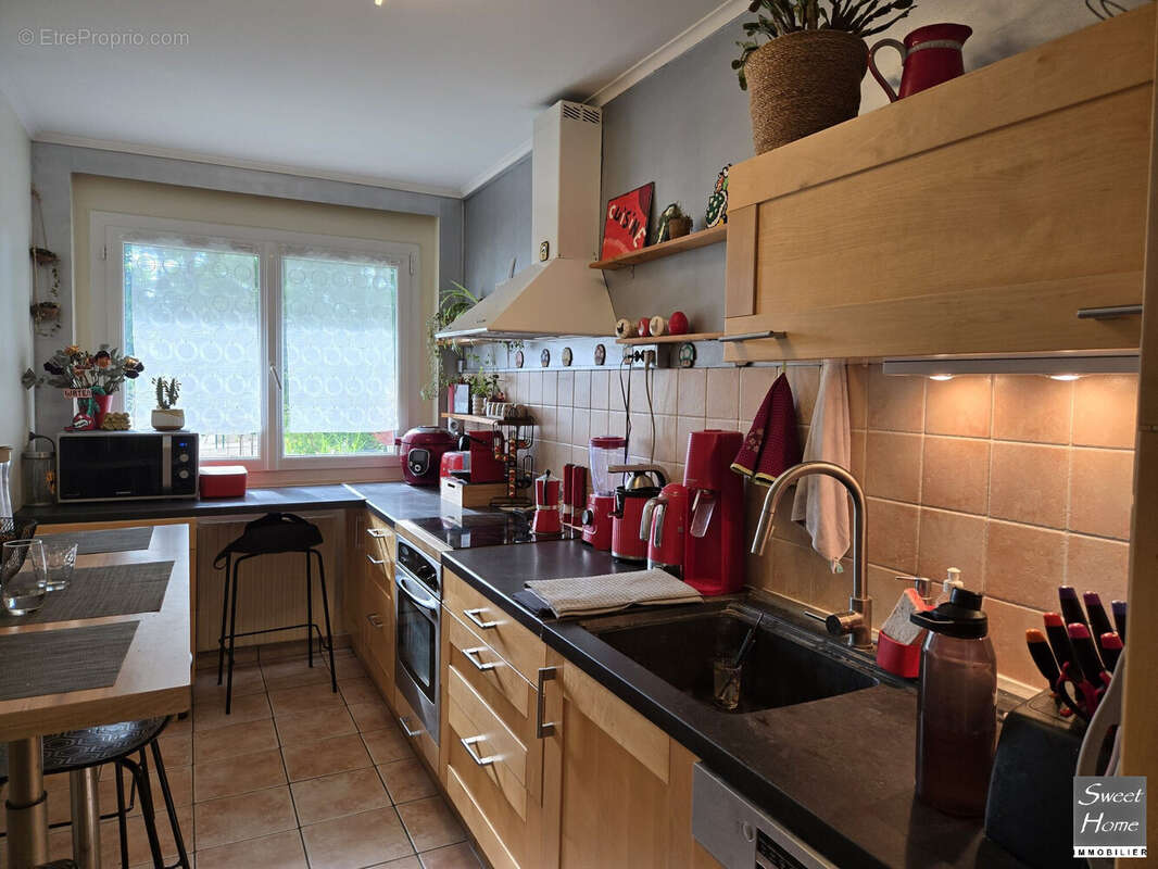 Appartement à MAGNY-LES-HAMEAUX