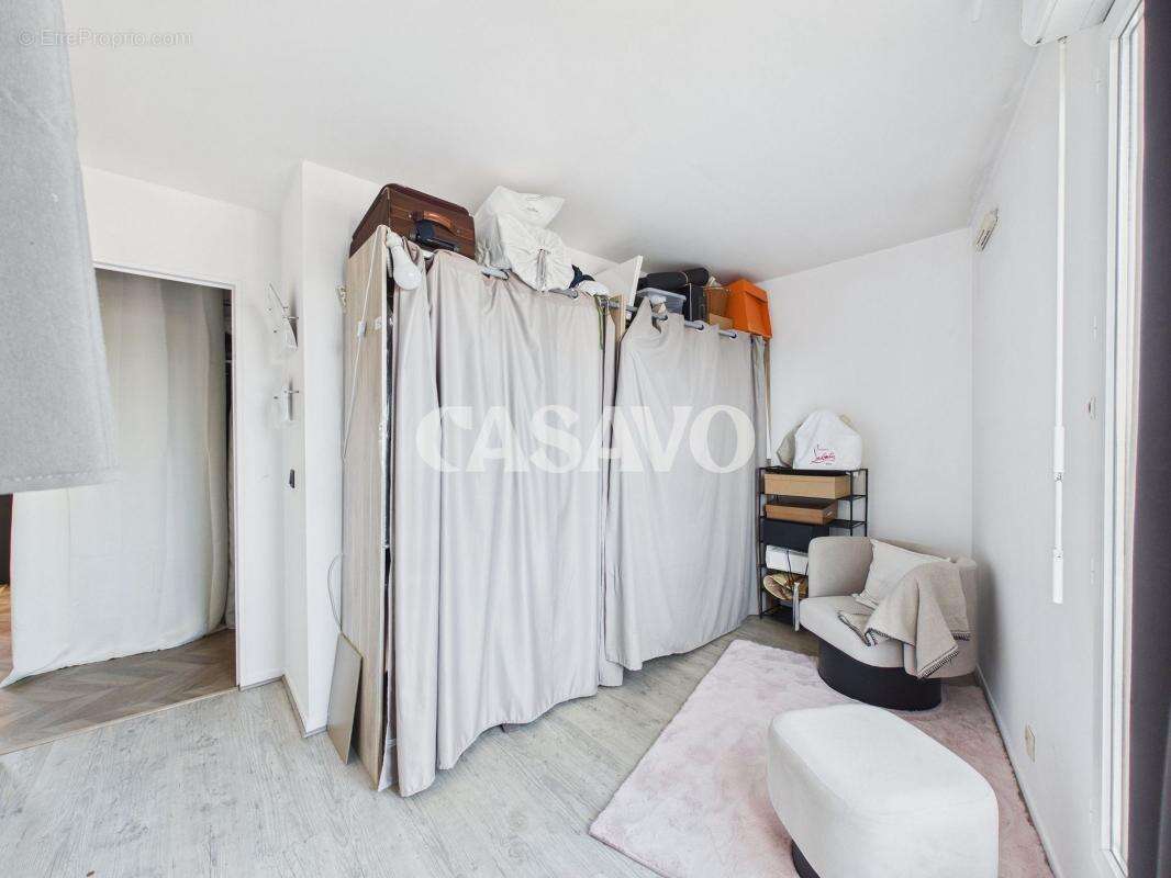 Appartement à COLOMBES