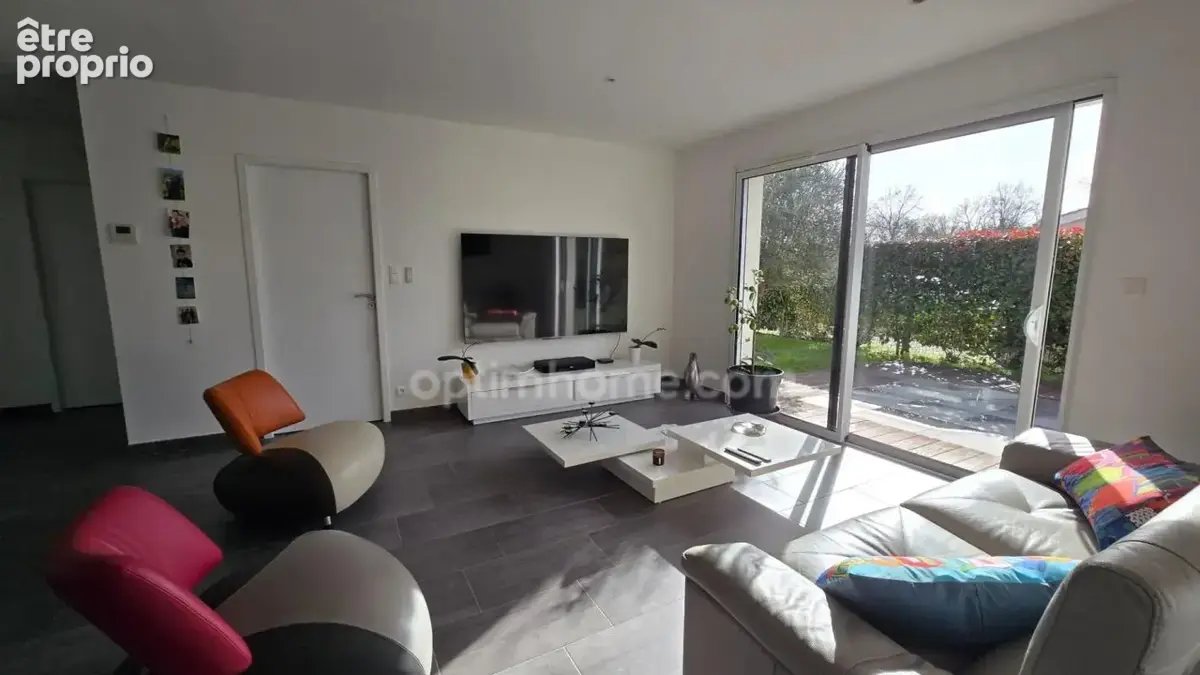 Villa contemporaine d’exception – 160 m² - 6 pièces à SAUCATS (33) - photo 4