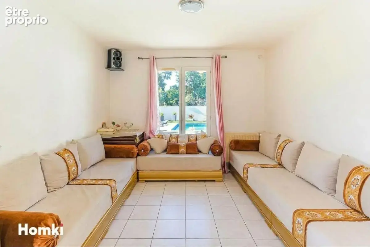 Maison de plain-pied – 4 chambres, piscine et grand garage – Montauban - photo 7