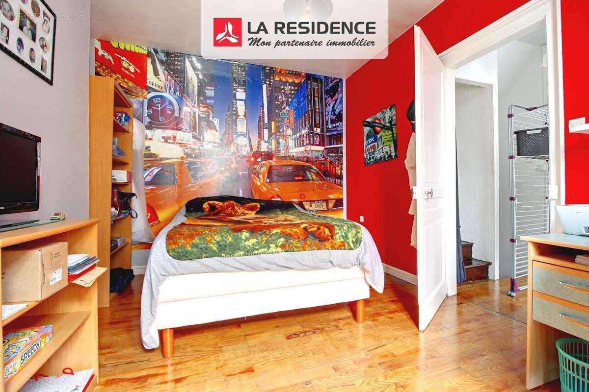 Maison à SAINT-ETIENNE-DU-ROUVRAY