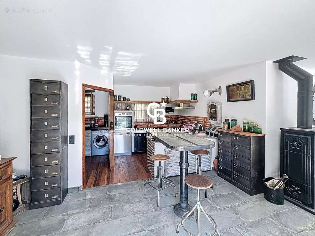 Maison à LES ADRETS-DE-L&#039;ESTEREL