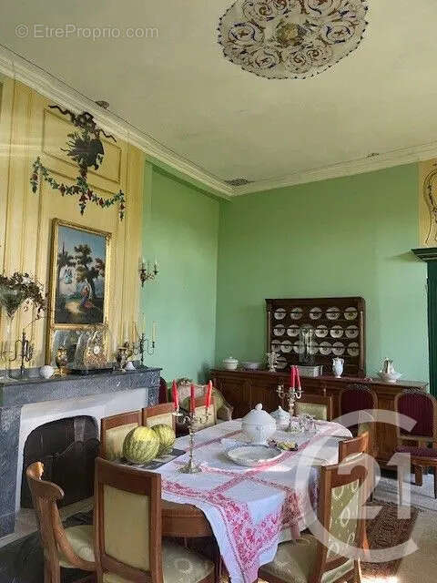 Maison à VALLEGUE
