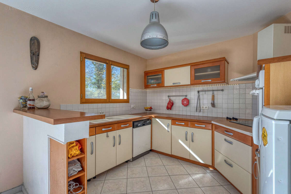 Maison à POMMIERS-LA-PLACETTE