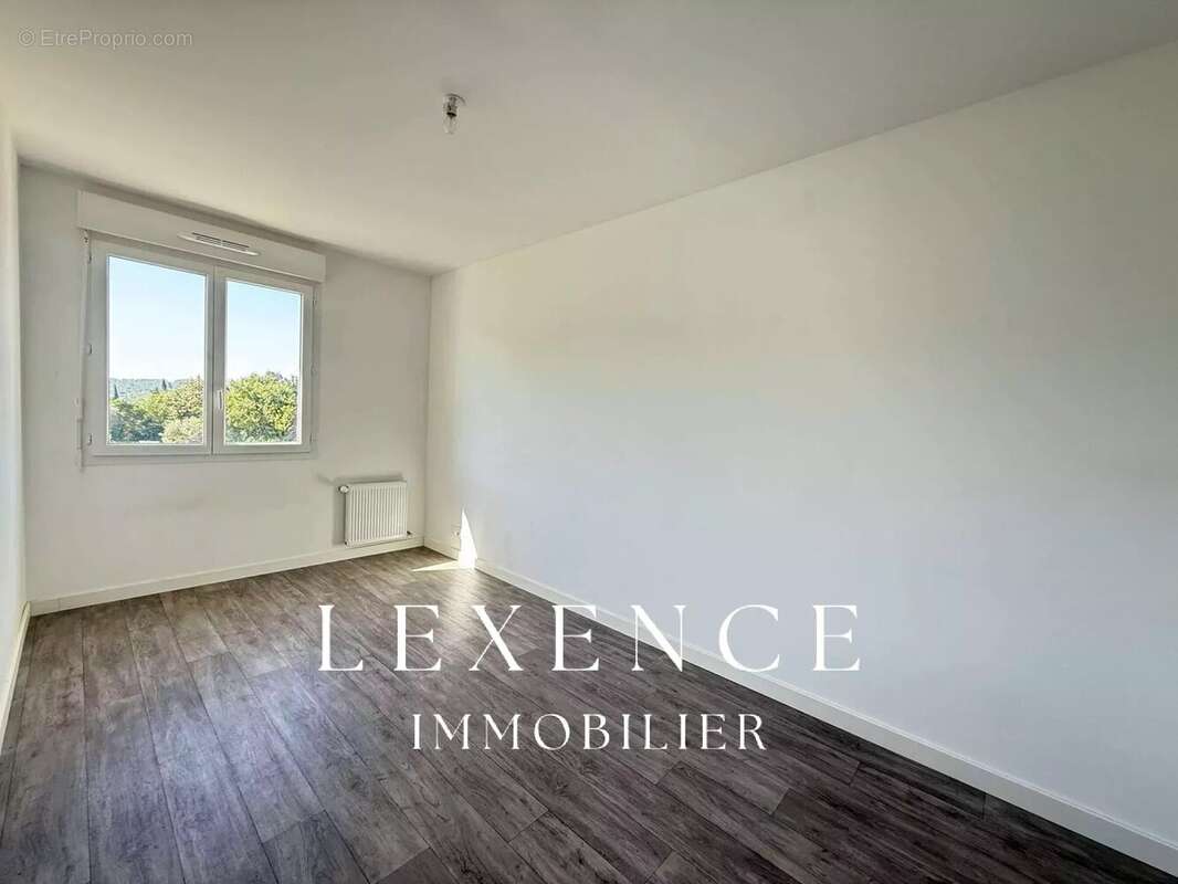 Maison à LA FARE-LES-OLIVIERS