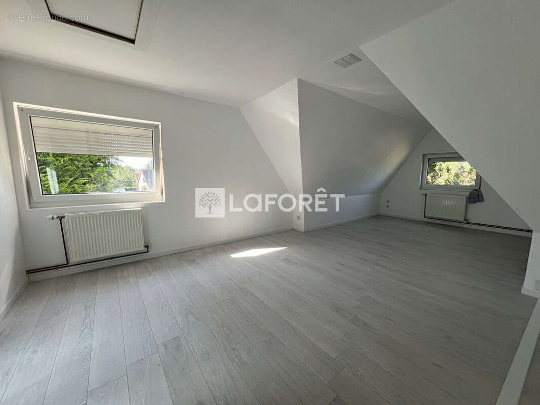 Maison à SAINT-JACQUES-SUR-DARNETAL