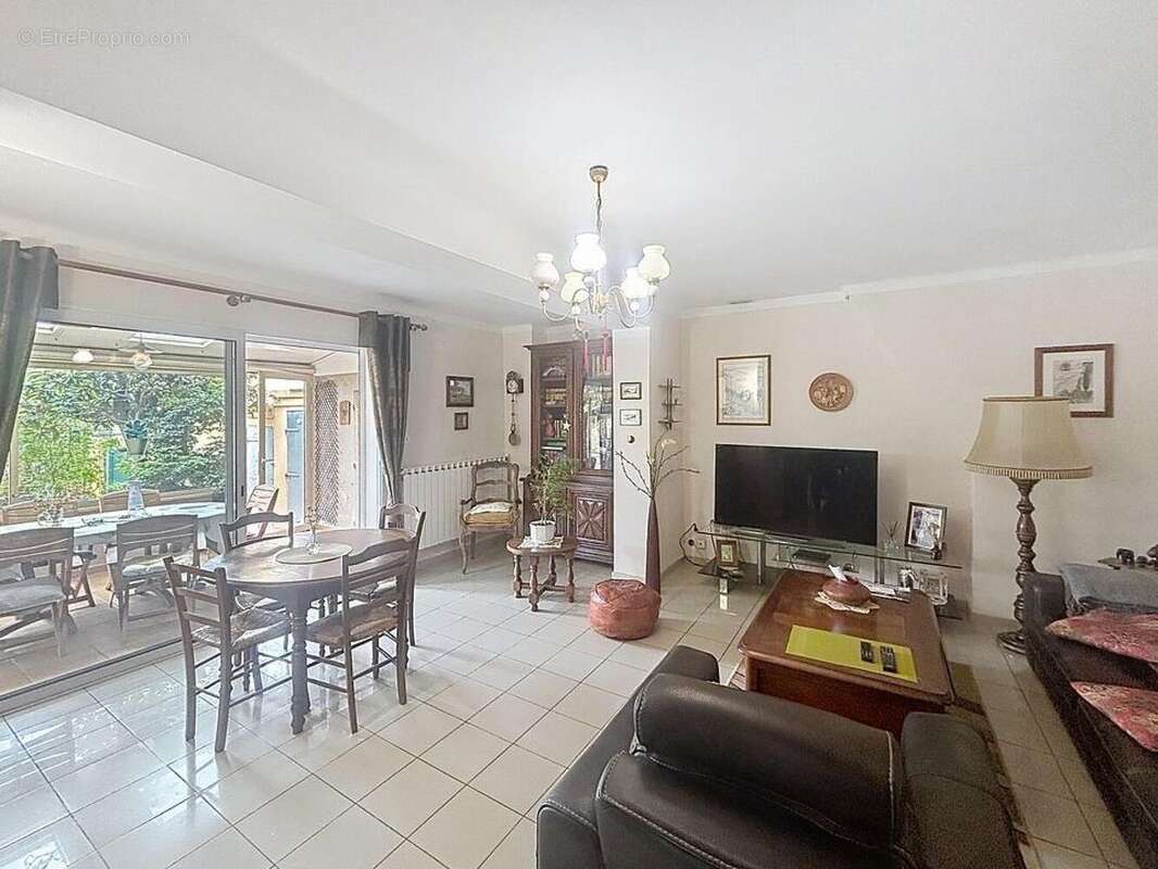 Photo 5 - Maison à OLLIOULES