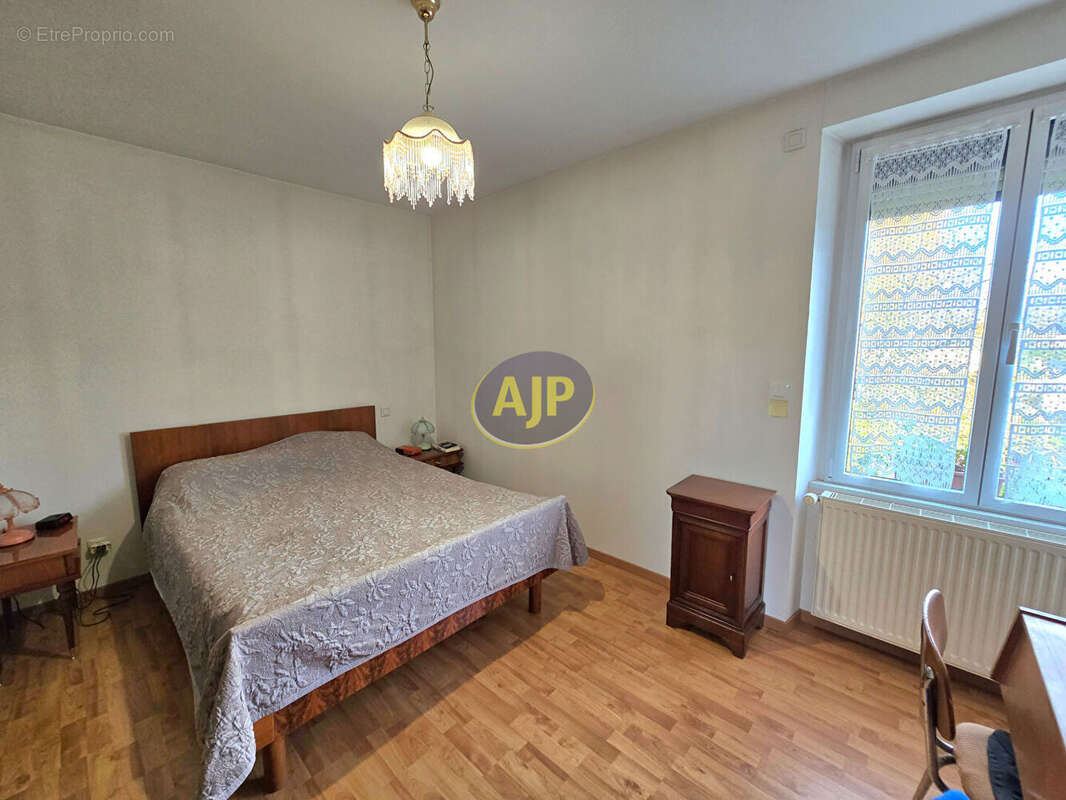 Maison à GUEMENE-PENFAO