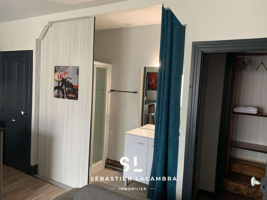 Appartement à SAINT-JUERY