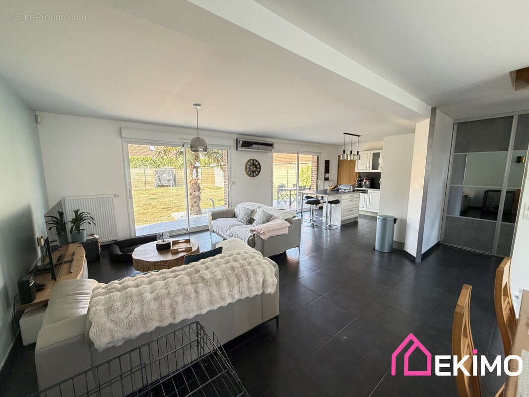 Maison 109 m² à Henin-Beaumont  - photo 2