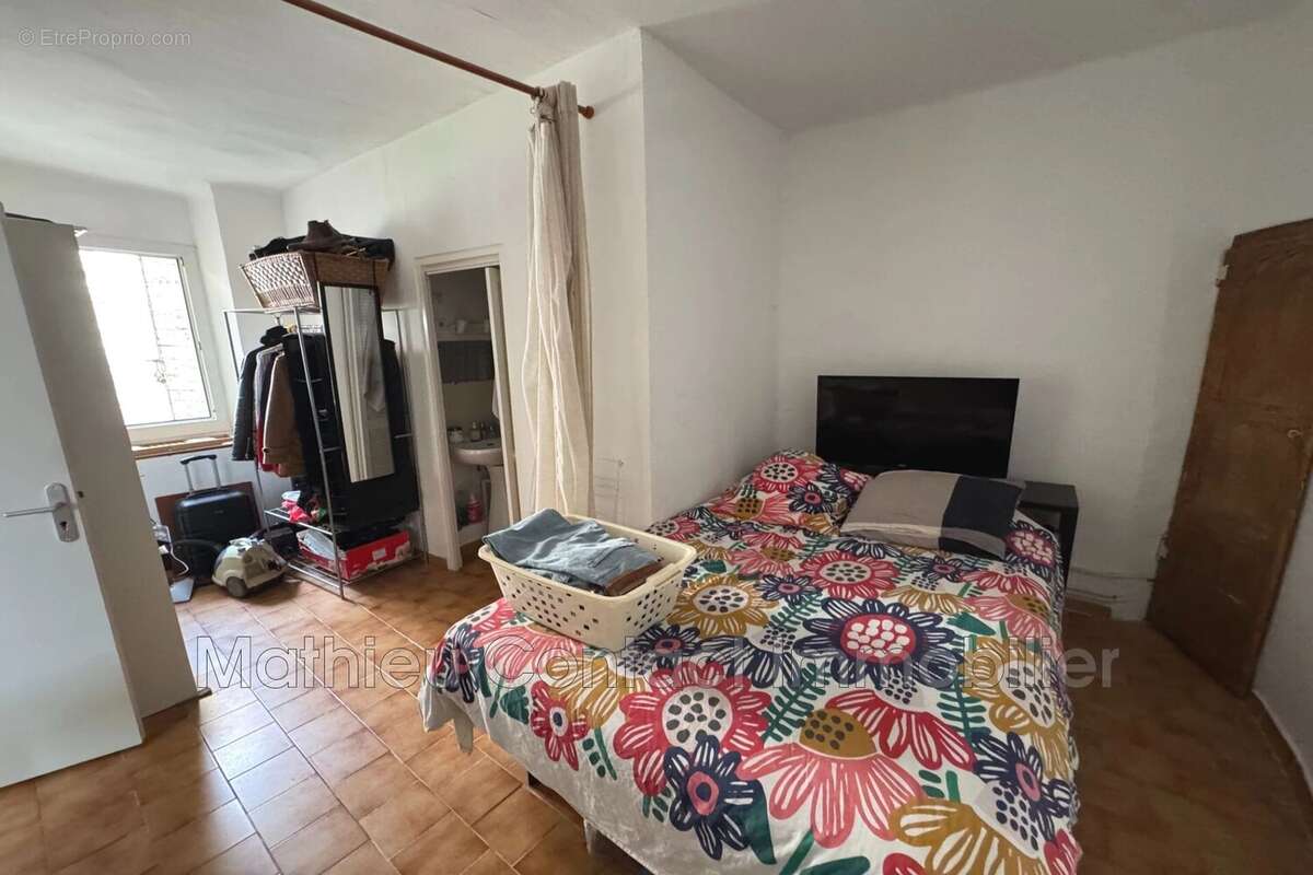Appartement 40 m² à Nimes  - photo 5