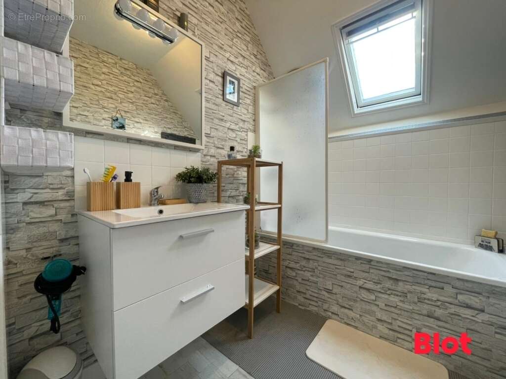 Maison à LA NOE-BLANCHE