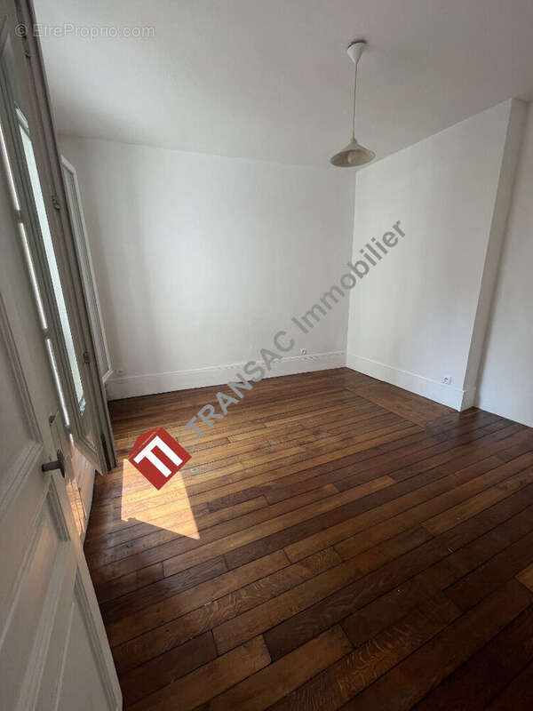 Appartement à CLICHY