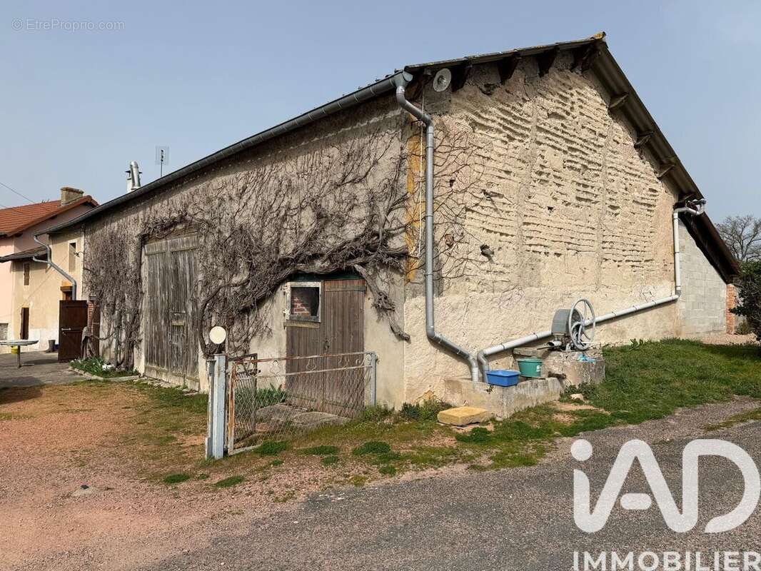 Maison 73 m² à Urbise  - photo 2