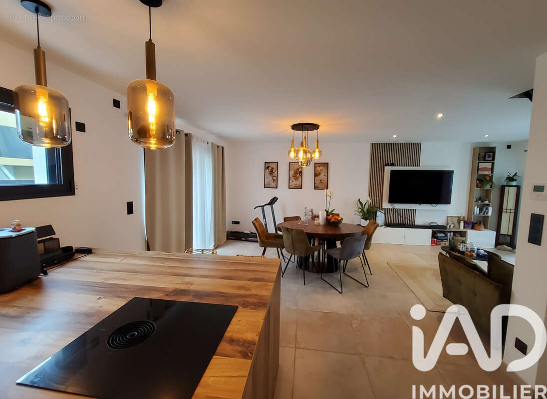Photo 4 - Maison à TRELAZE