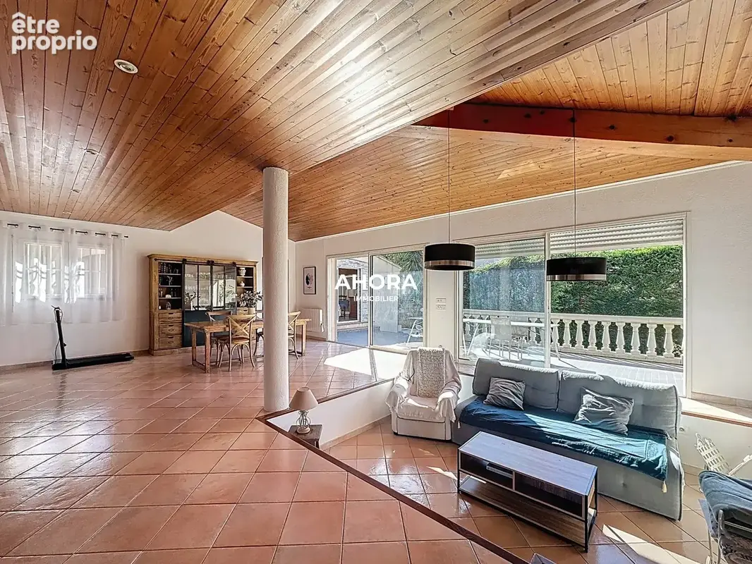 Maison 5 pièces 170 m² à vendre à Marseille-9e (13009) - photo 7