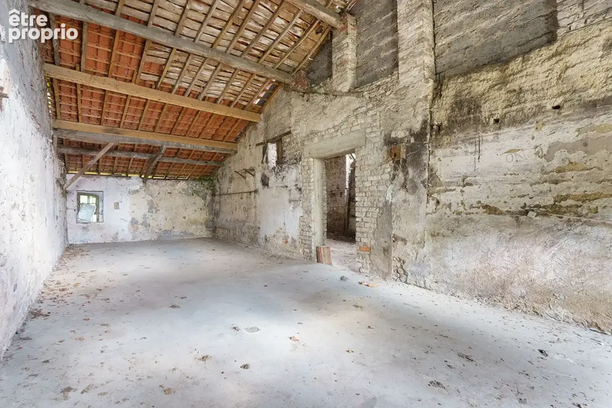 Grange aménageable 156m² - Pont-de-Veyle centre village - photo 3