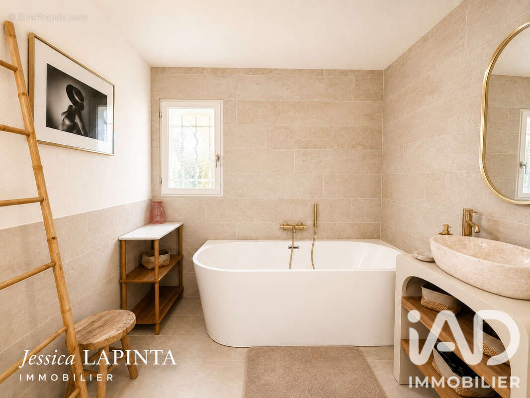 Maison 80 m² à Six-Fours-Les-Plages  - photo 7