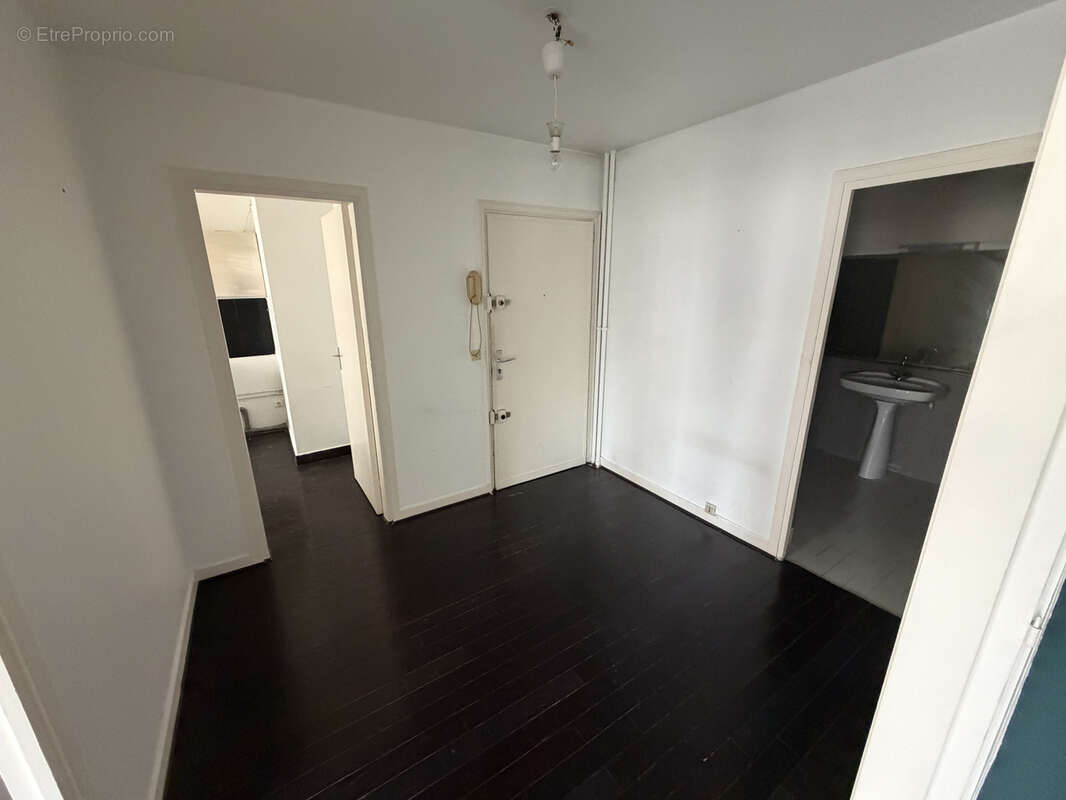 Appartement à PARIS-10E