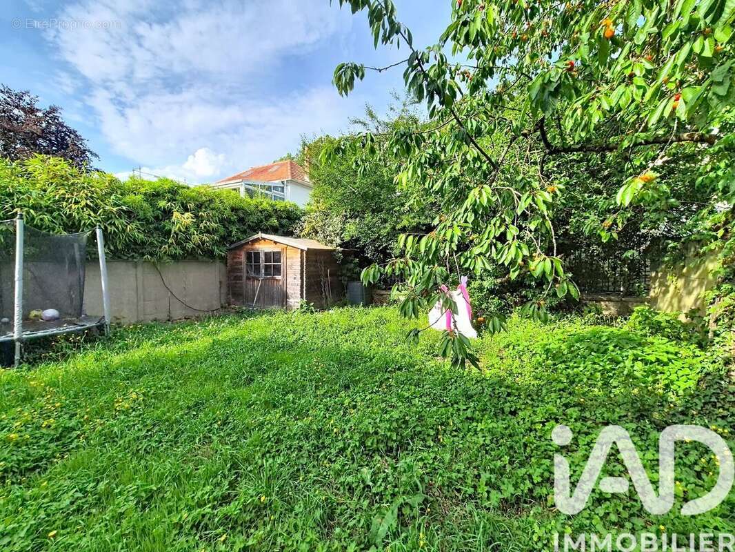 Maison 150 m² à Creteil  - photo 2