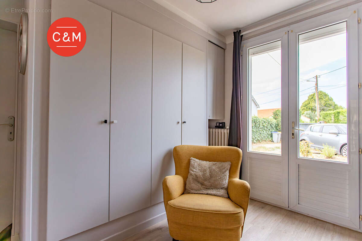 REZE CARTERONS - Maison 4 pièces 92 m² - photo 2