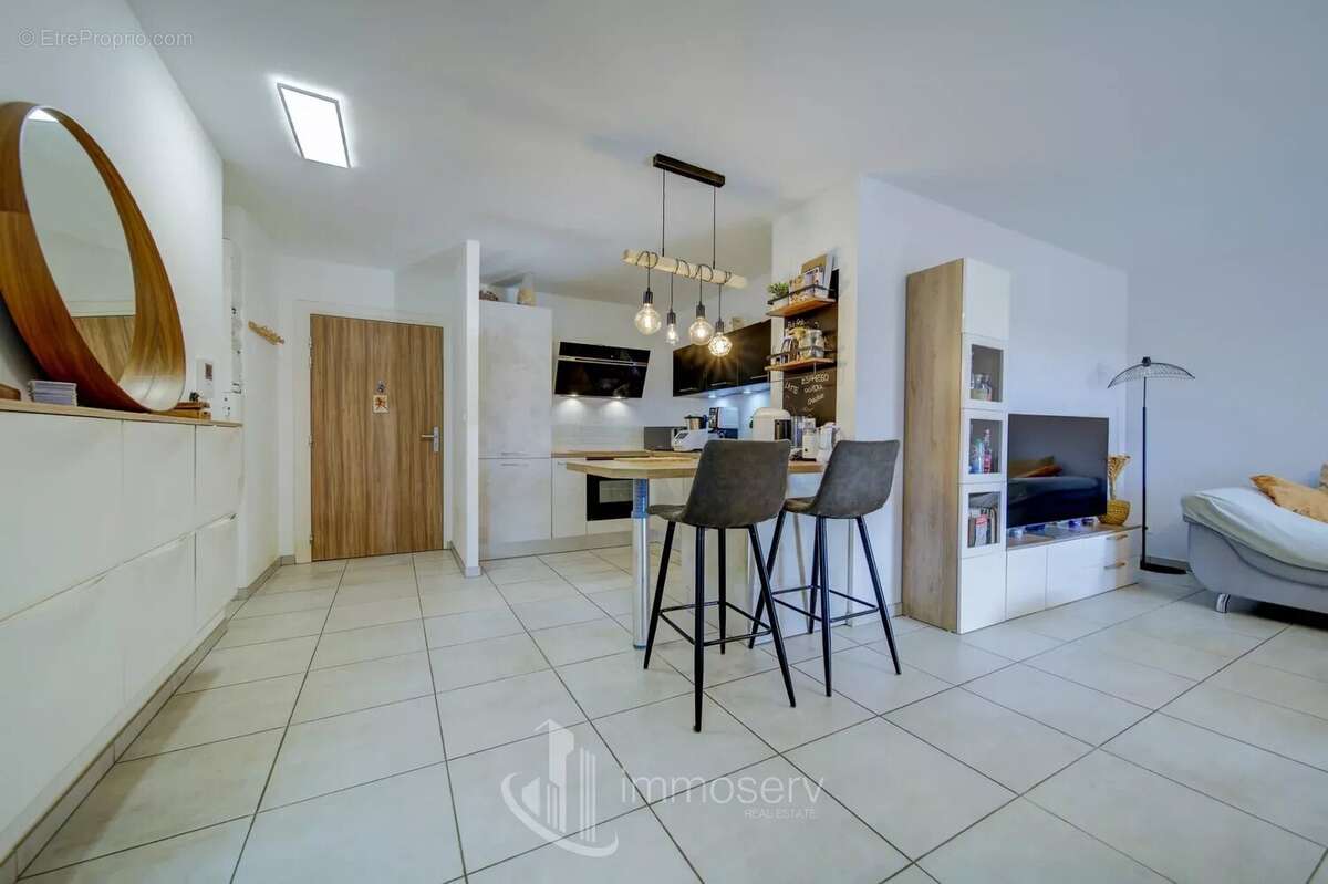 Appartement à AMNEVILLE