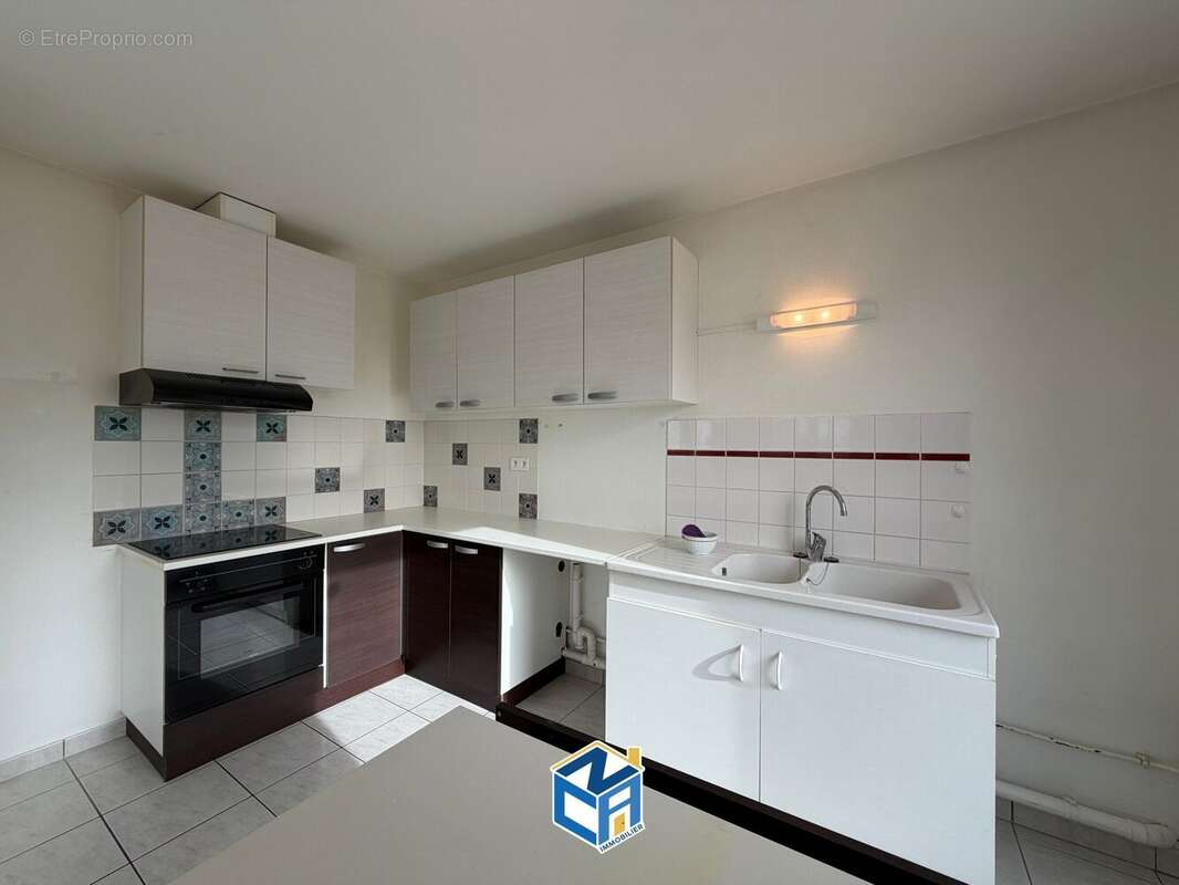 Appartement à BLERE