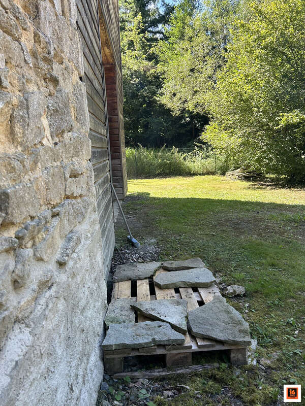 Maison à CELLES-SUR-DUROLLE