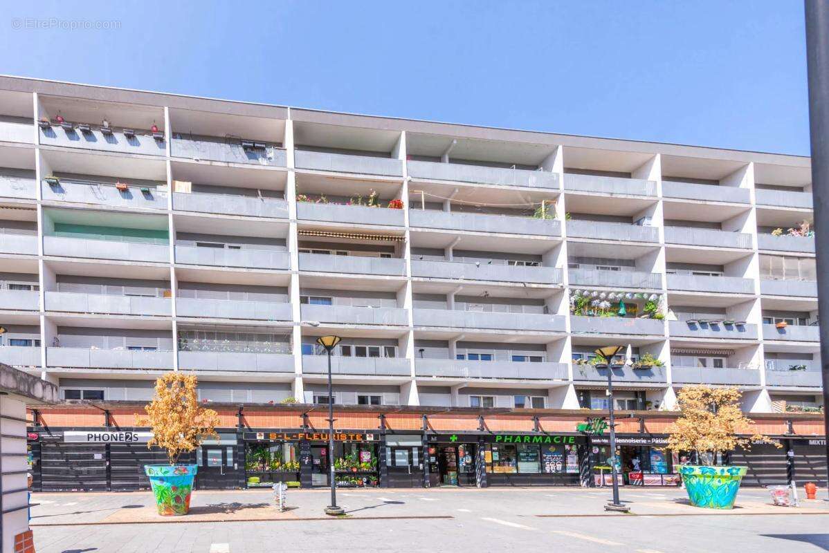 Bel appartement T4 de 86 m² à Argenteuil, traversant, lumineux avec vue dégagée - photo 10