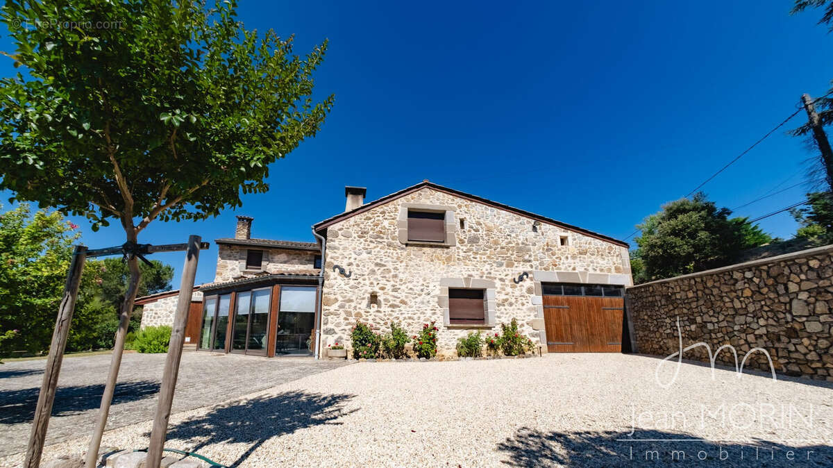 Maison à SAINT-PERAY