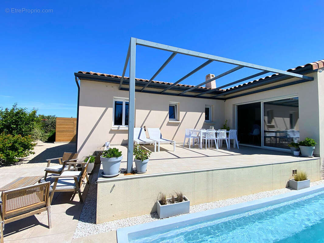 Maison à VIOLES