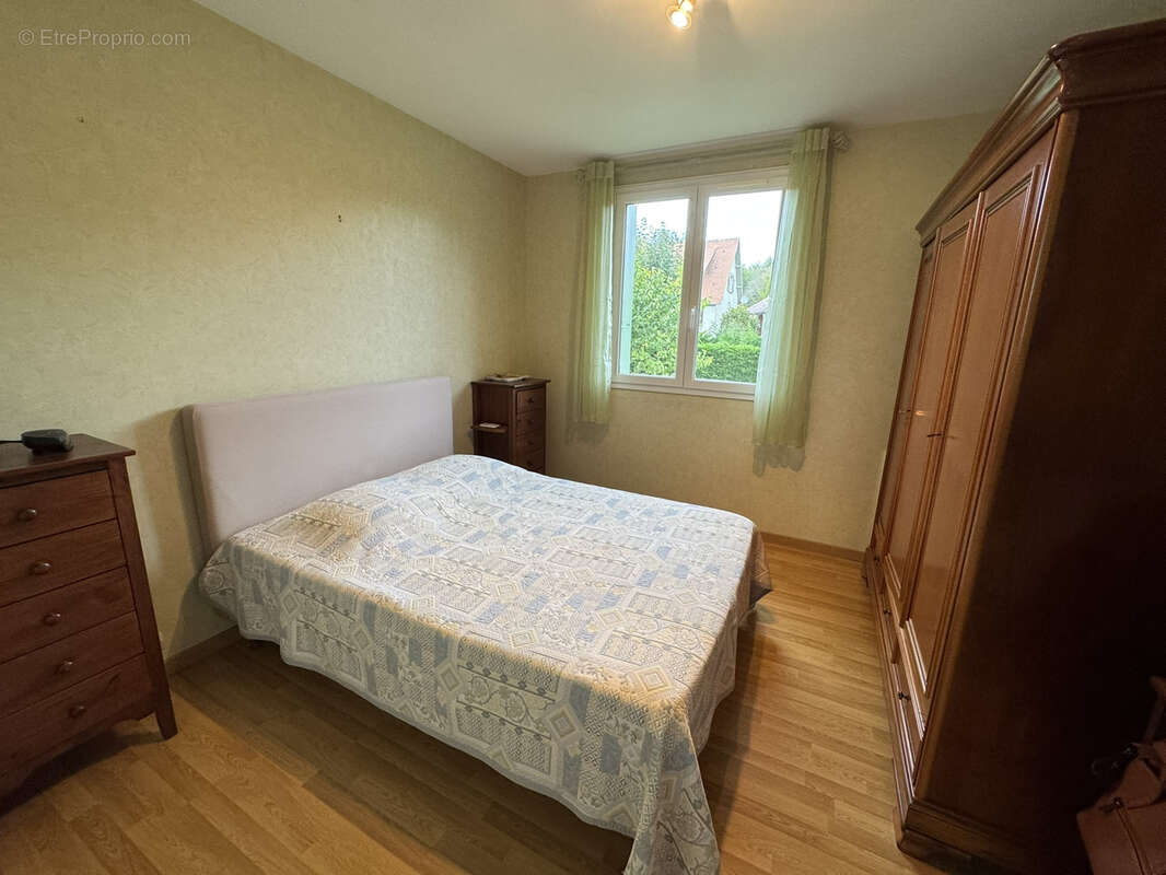 Maison à SAINT-MARTIN-AUX-CHARTRAINS