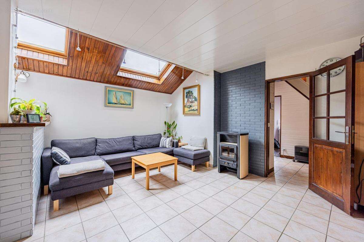 Maison à LA GARENNE-COLOMBES