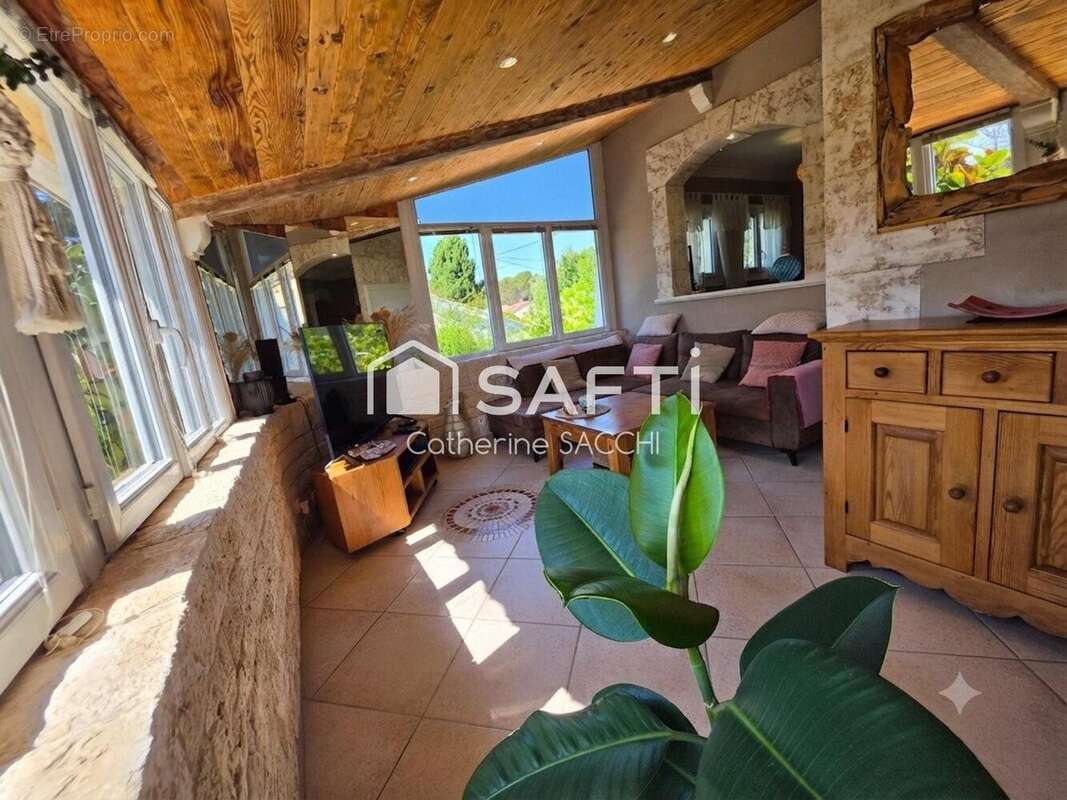 Photo 4 - Maison à SAINT-RAPHAEL