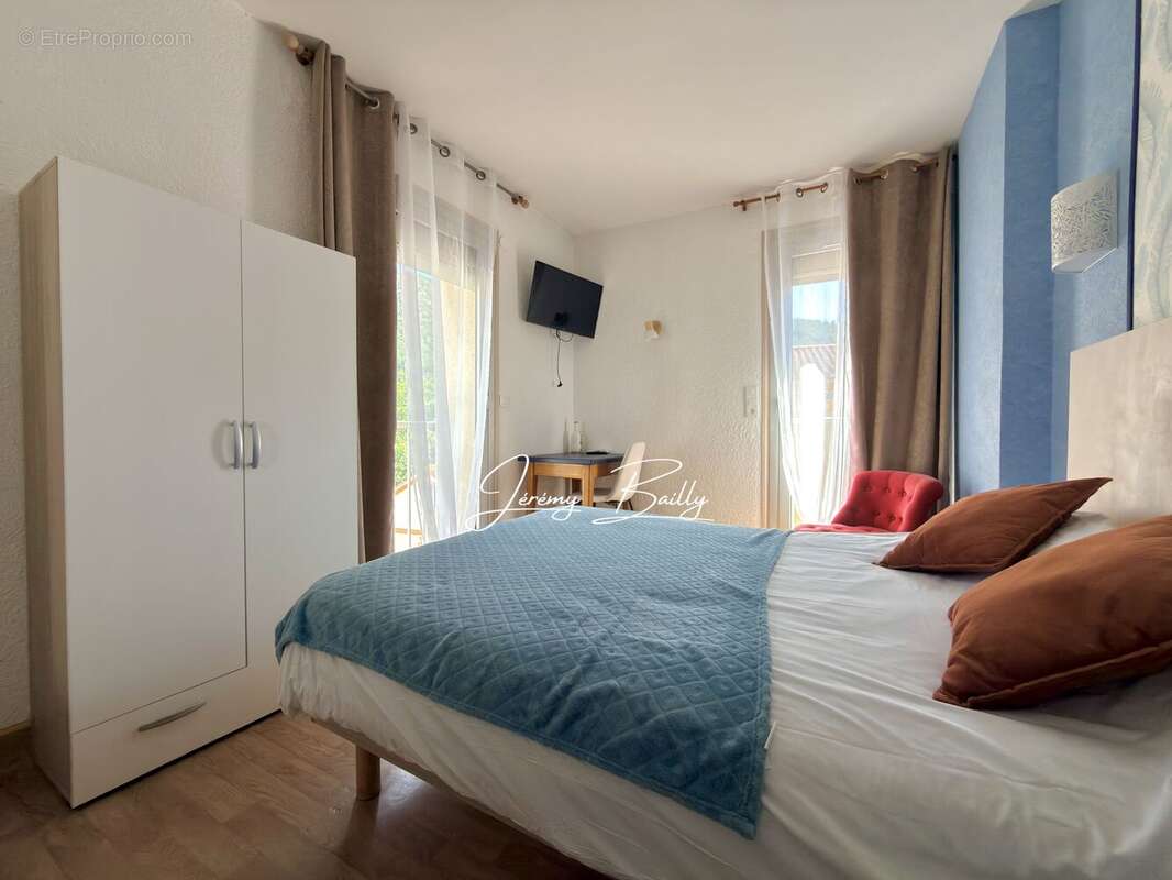 Commerce 350 m² à Amelie-Les-Bains-Palalda  - photo 12