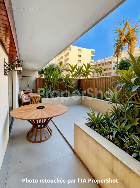 Appartement à LE CANNET