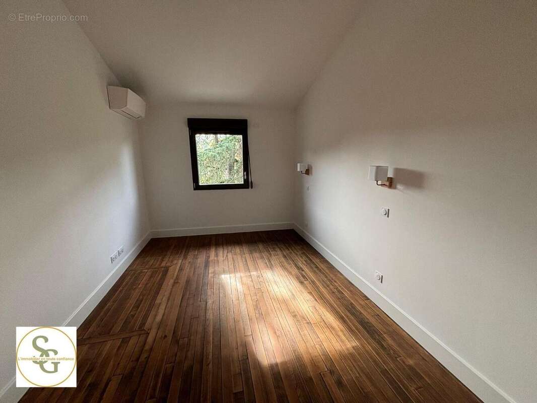 Maison 127 m² à Castres  - photo 5