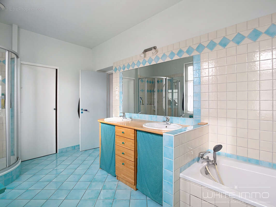 Maison à FRANCHEVILLE