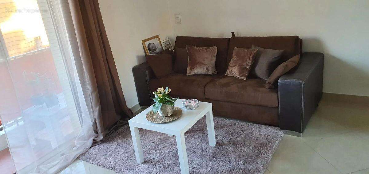 Appartement à LE CANNET