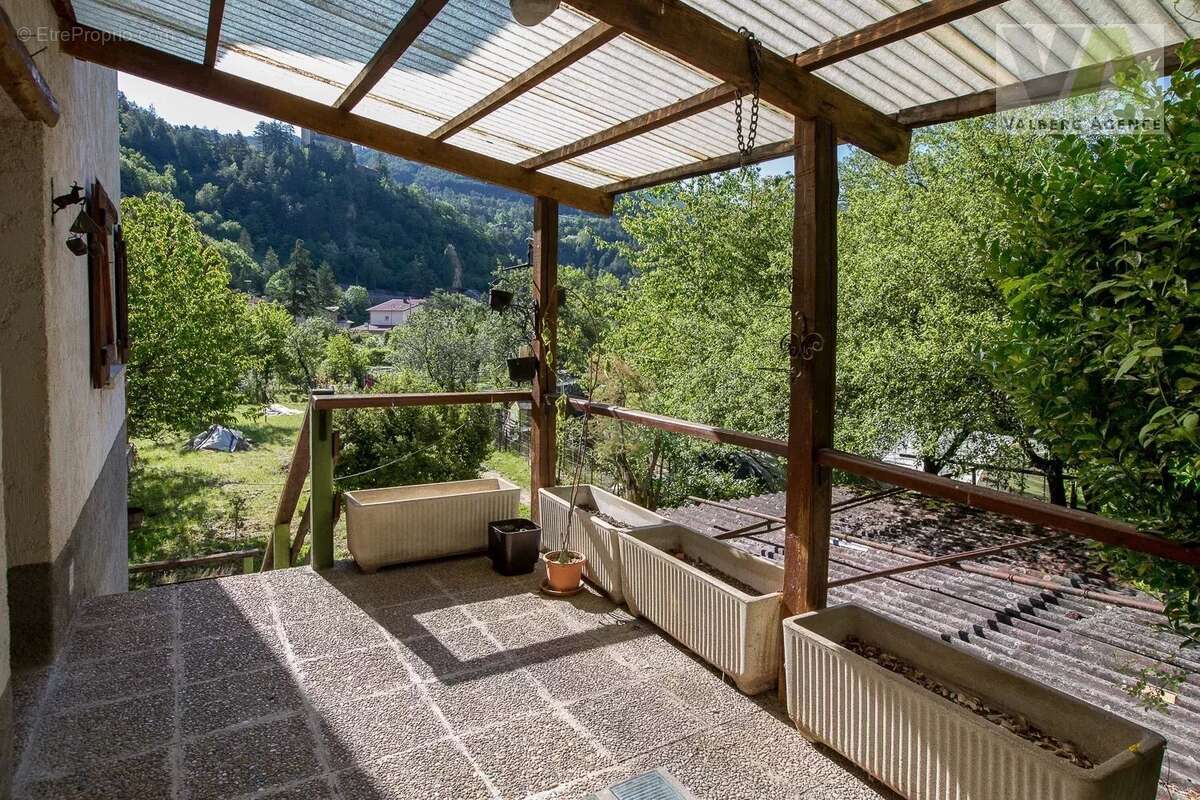 Maison à GUILLAUMES