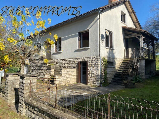 Maison à SAINT-PAUL-DE-SERRE