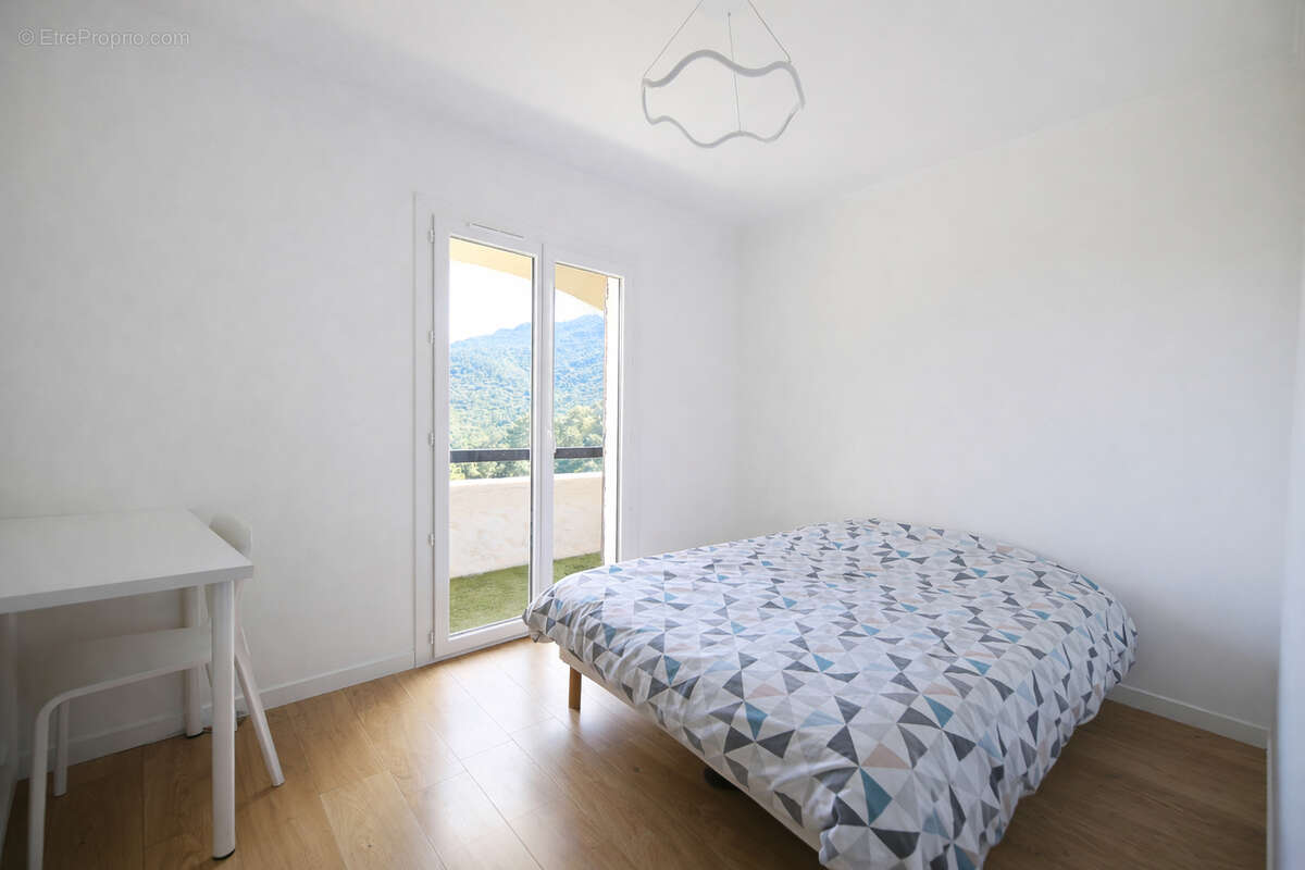 Maison à MANDELIEU-LA-NAPOULE