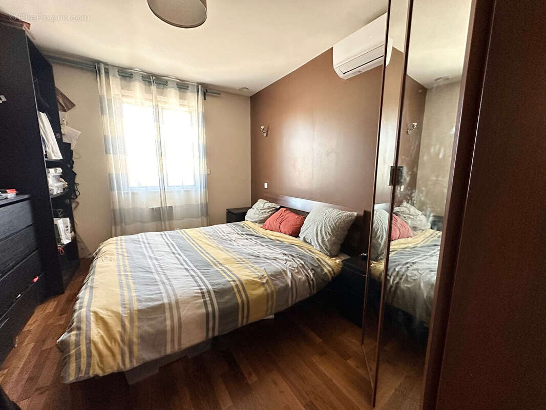 Maison à CORBEIL-ESSONNES